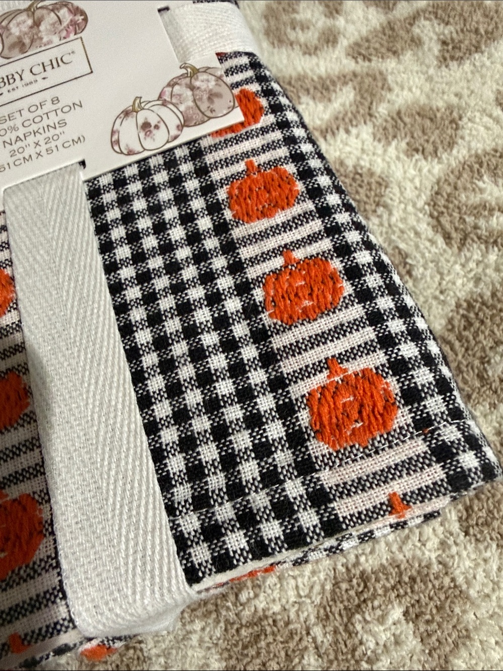 Shabby Chic Black and White Gingham Napkins with Orange Pumpkin Motif - Picture 3 of 5